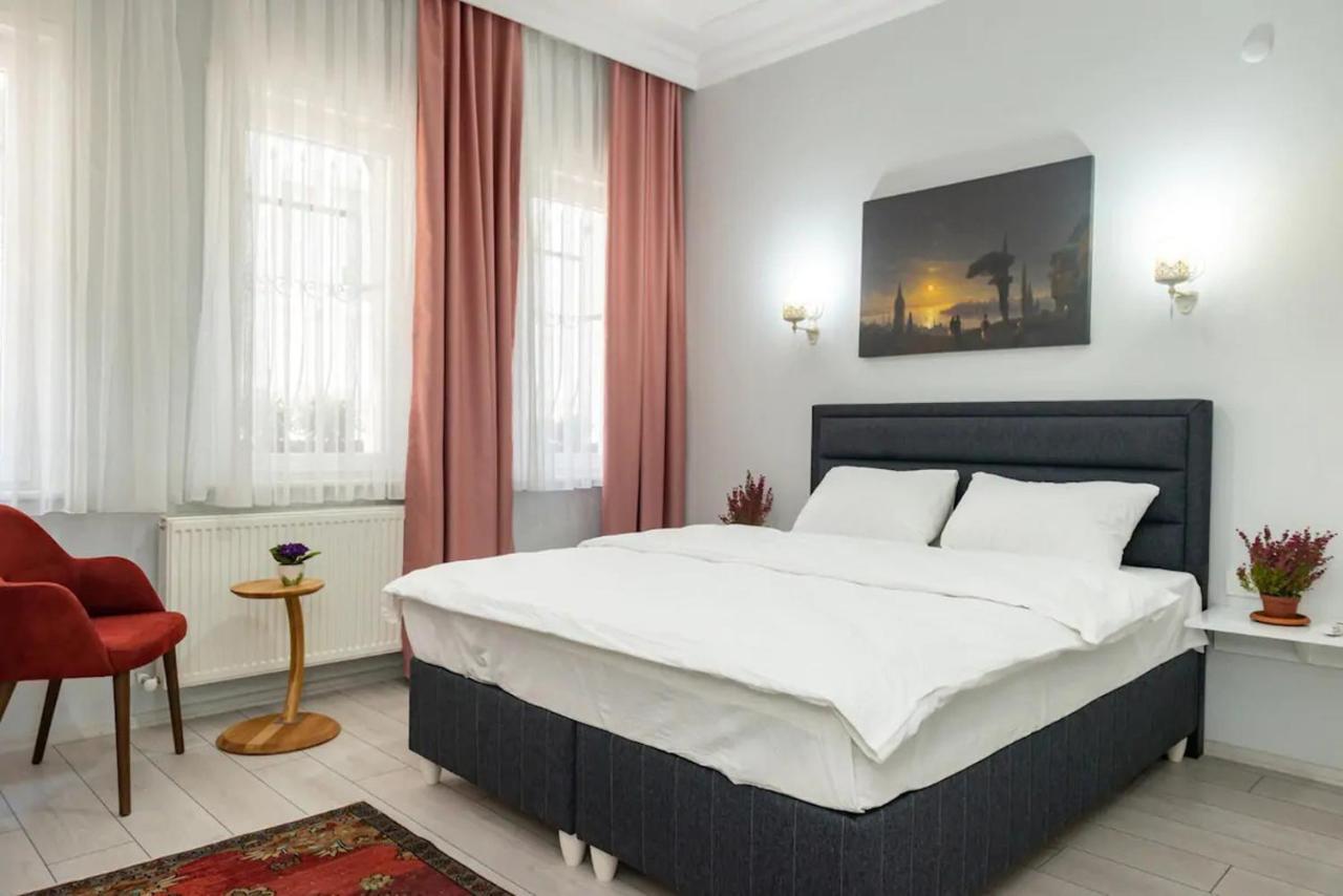 Downtown Two-Bedrom Apartment Тбілісі Екстер'єр фото